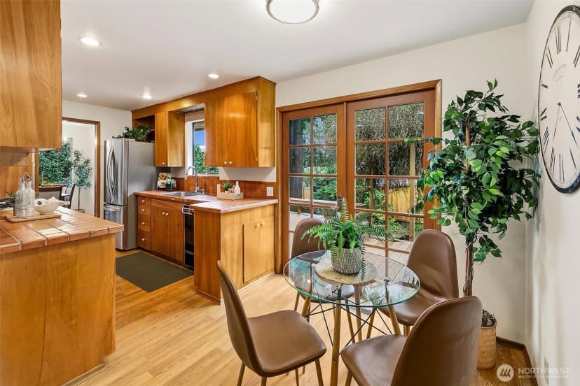 Property photo for 9325 217th Place Sw, Edmonds photo 12
