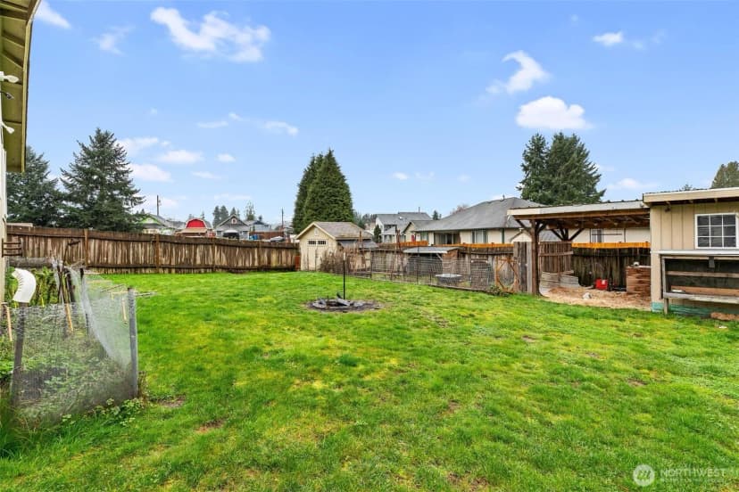 Property photo for 510 Brown Street Se, Orting photo 21