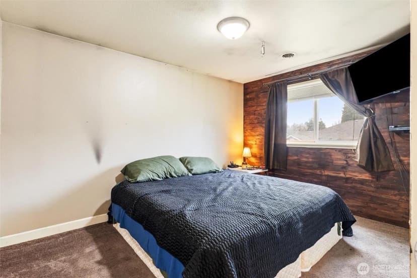 Property photo for 510 Brown Street Se, Orting photo 10