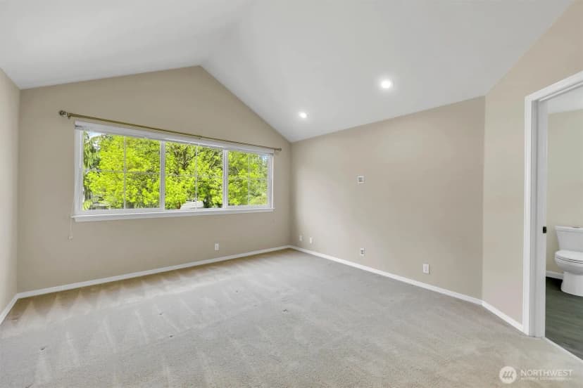 Property photo for 18397 Ne 97th Court, Redmond photo 29