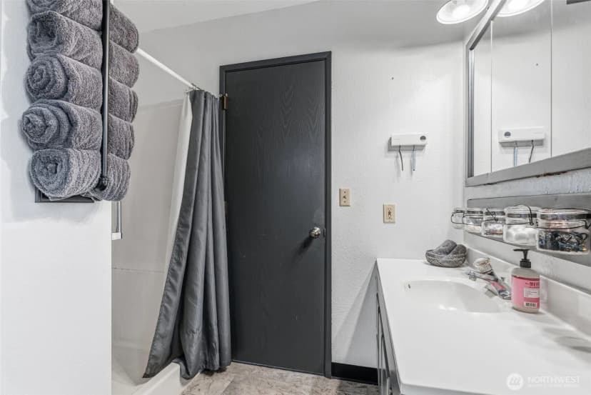 Property photo for 441 4th Avenue Sw, Castle Rock photo 13