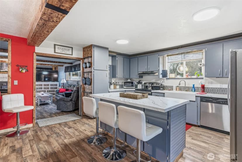 Property photo for 441 4th Avenue Sw, Castle Rock photo 5