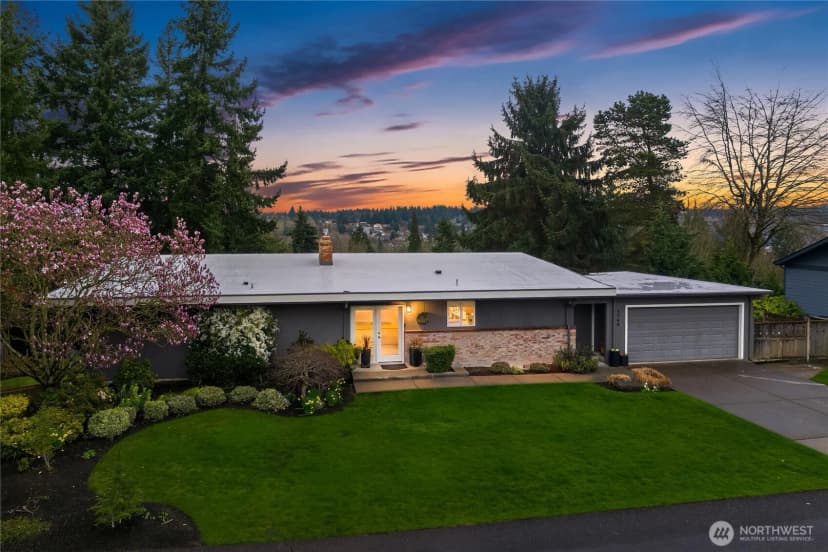 Property photo for 1744 127th Avenue Se, Bellevue photo 38