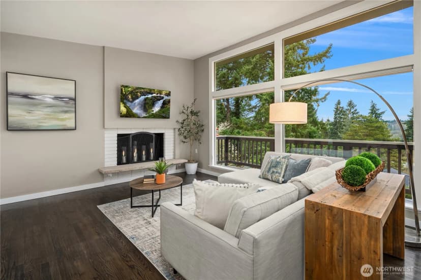 Property photo for 1744 127th Avenue Se, Bellevue photo 4