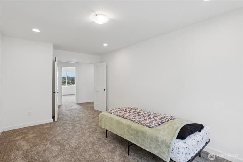 Property photo for 923 198th Street Ct E, Spanaway photo 30
