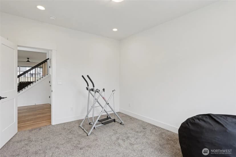 Property photo for 923 198th Street Ct E, Spanaway photo 32