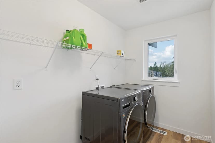 Property photo for 923 198th Street Ct E, Spanaway photo 33