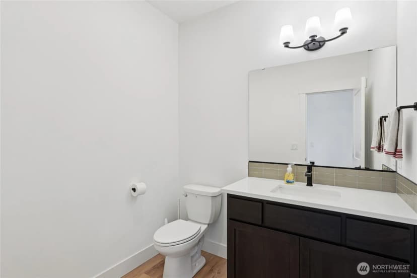 Property photo for 923 198th Street Ct E, Spanaway photo 15