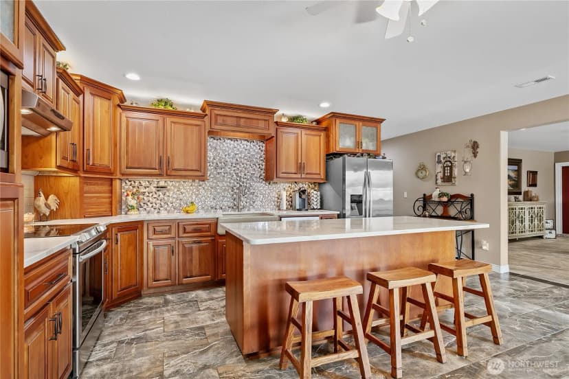 Property photo for 2101 Forsell Road, Grandview photo 10