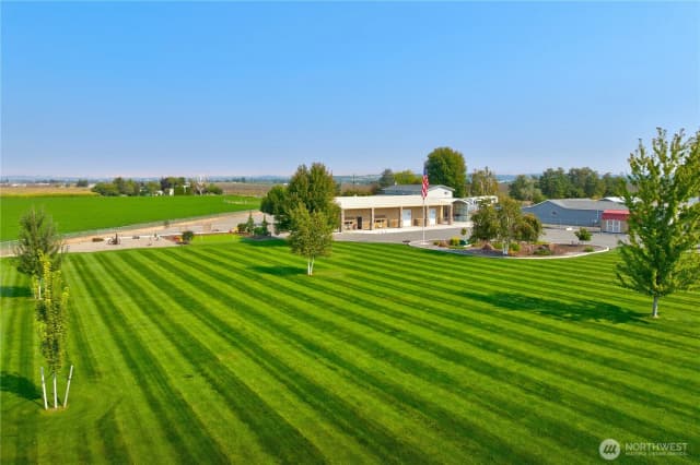 Property photo for 2101 Forsell Road, Grandview photo 5