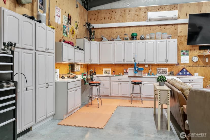 Property photo for 2101 Forsell Road, Grandview photo 22
