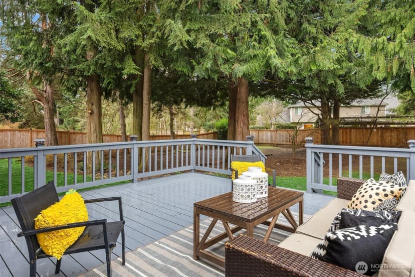 Property photo for 1335 232nd Place Ne, Sammamish photo 3