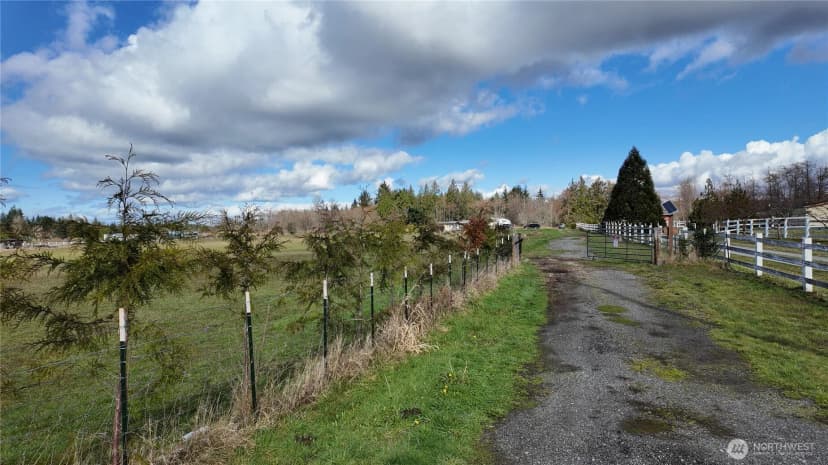 Property photo for 3723 324th Street Nw, Stanwood photo 2
