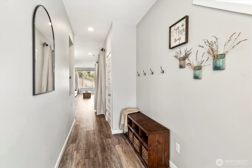 Property photo for 5515 Timber Ridge Drive, Mount Vernon photo 4