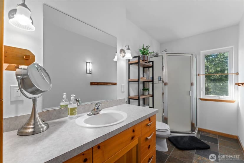 Property photo for 241 Chickadee Mountain Lane, Chelan photo 14