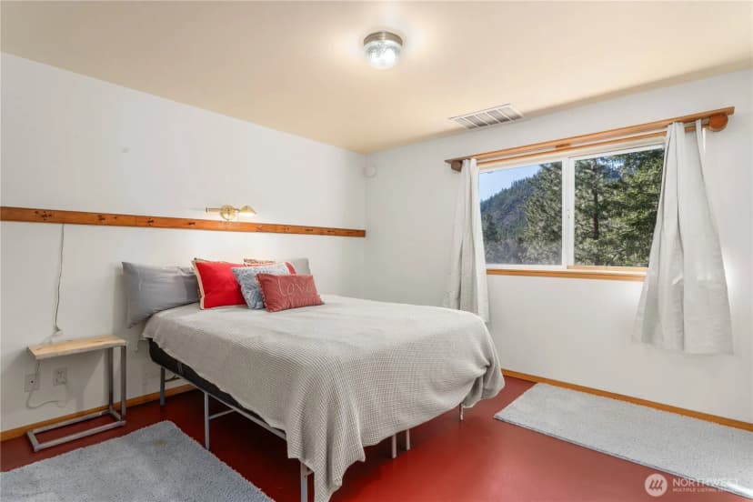 Property photo for 241 Chickadee Mountain Lane, Chelan photo 21