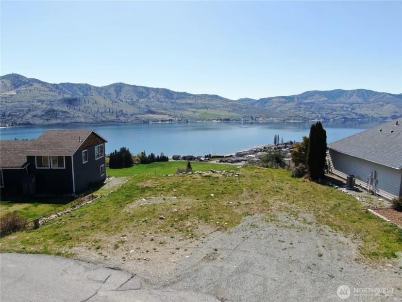 Property photo for 120 Orchard View Drive, Chelan
