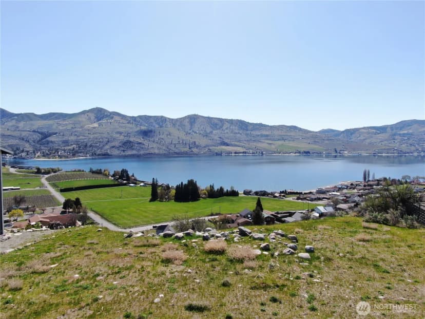 Property photo for 120 Orchard View Drive, Chelan photo 3