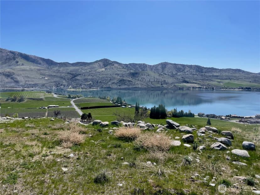Property photo for 120 Orchard View Drive, Chelan photo 8