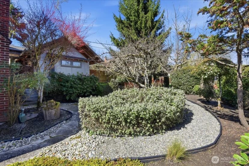 Property photo for 3803 42nd Avenue S, Seattle photo 30