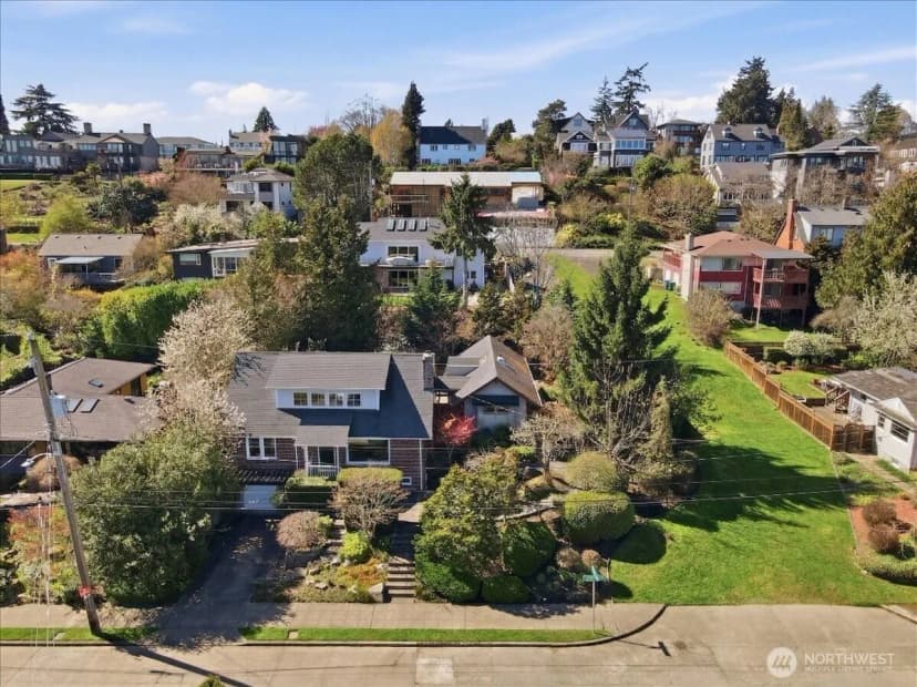 Property photo for 3803 42nd Avenue S, Seattle photo 32