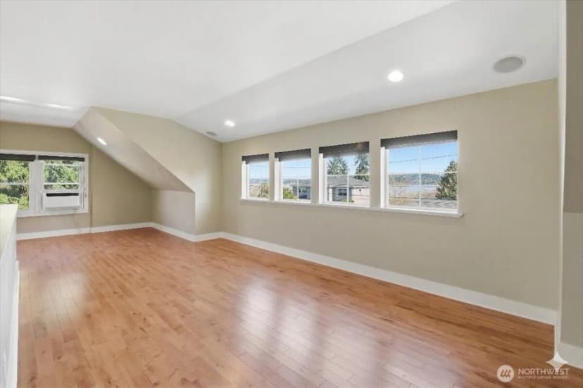 Property photo for 3803 42nd Avenue S, Seattle photo 9