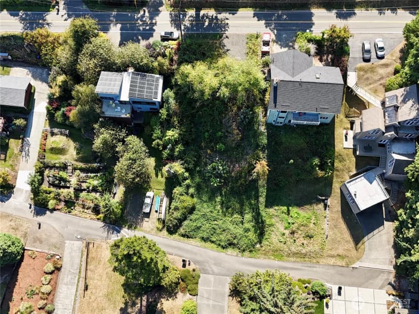 Property photo for 10240 Ne Lafayette Avenue, Bainbridge Island photo 5