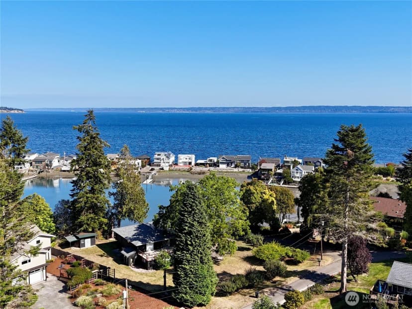 Property photo for 10240 Ne Lafayette Avenue, Bainbridge Island photo 4