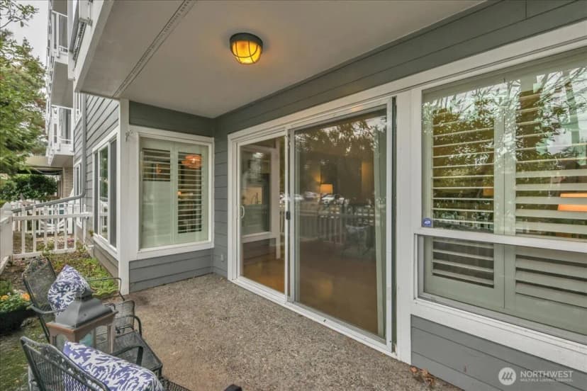 Property photo for 5249 40th Avenue Ne #101, Seattle photo 10