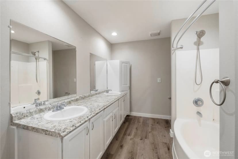 Property photo for 8213 209th Avenue Ct E, Bonney Lake photo 19