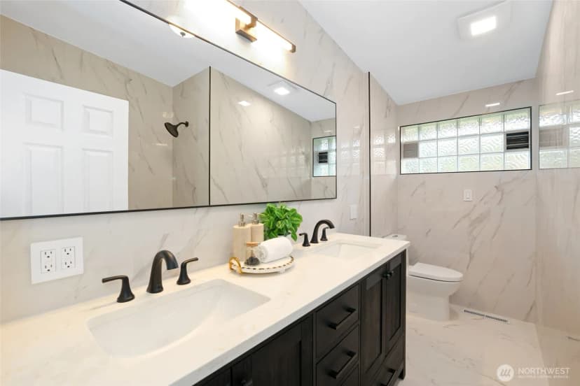 Property photo for 1307 N Cascade Avenue, Tacoma photo 21