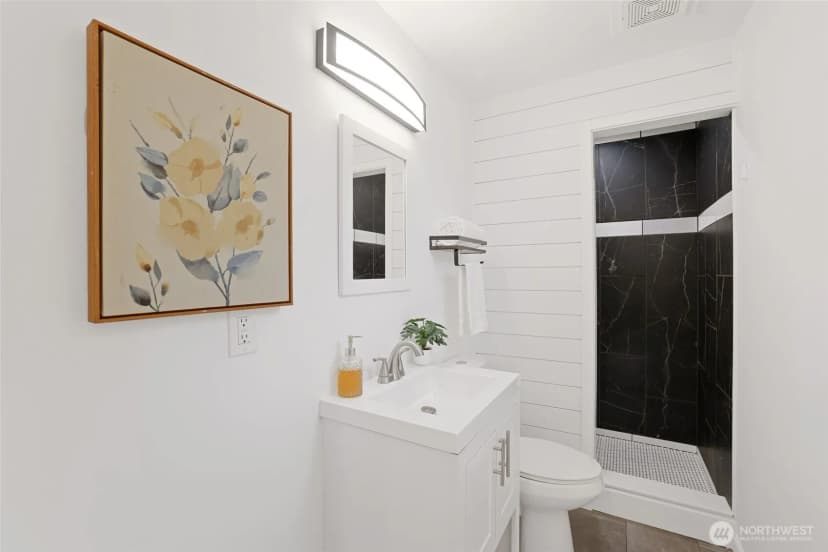 Property photo for 1307 N Cascade Avenue, Tacoma photo 32