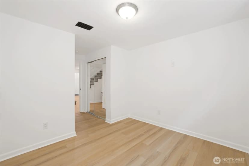 Property photo for 1307 N Cascade Avenue, Tacoma photo 31