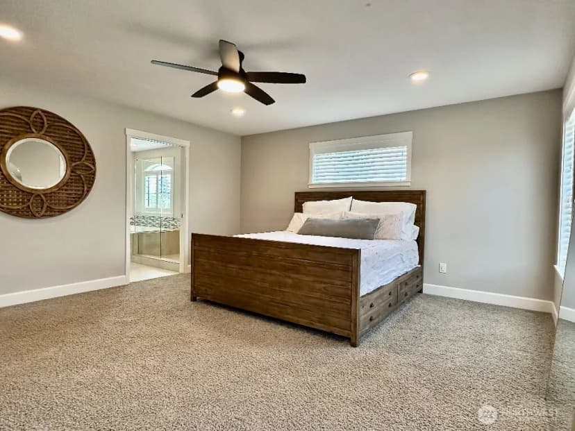Property photo for 885 N Squire Drive, Ridgefield photo 12