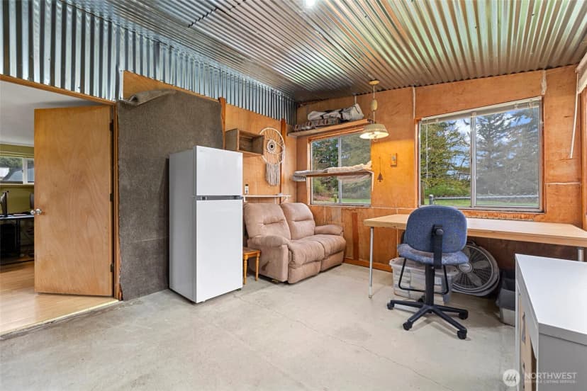Property photo for 9715 Thurston Lane, Sedro Woolley photo 32