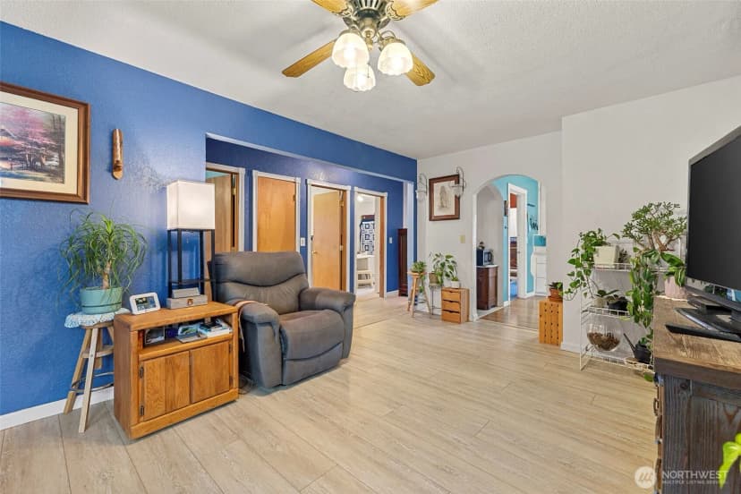 Property photo for 9715 Thurston Lane, Sedro Woolley photo 9