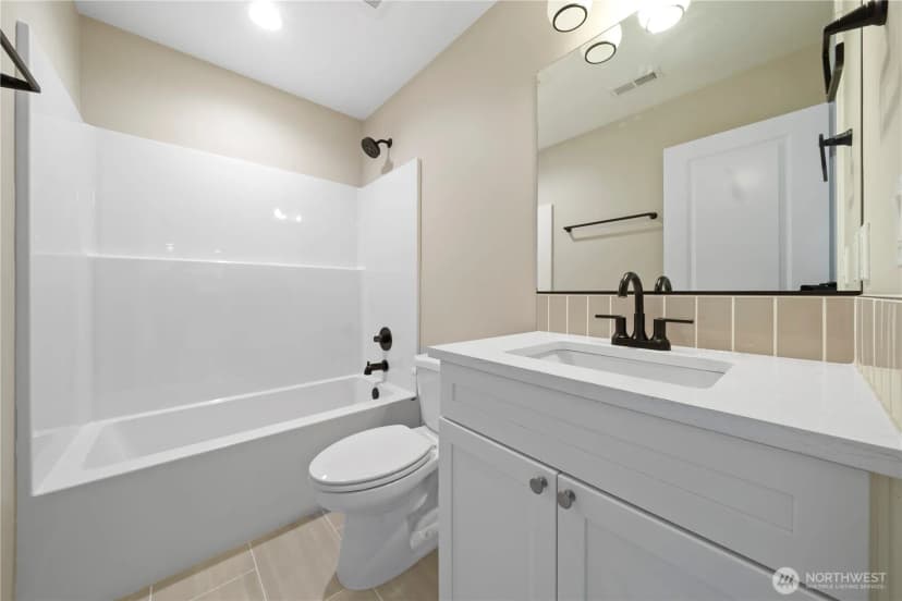 Property photo for 8391 Desert Greens Loop Se, Othello photo 19