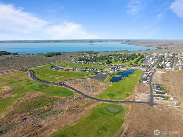 Property photo for 8391 Desert Greens Loop Se, Othello photo 2