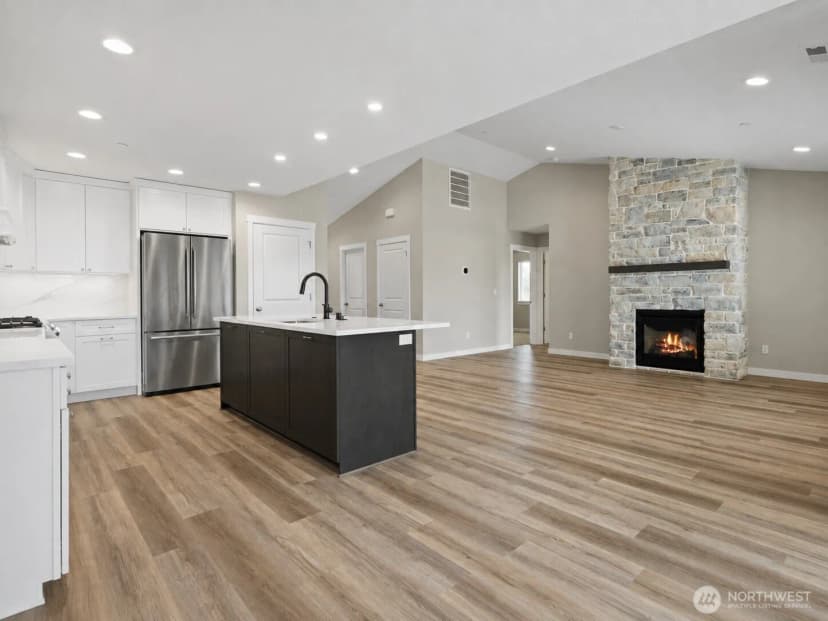 Property photo for 8391 Desert Greens Loop Se, Othello photo 7