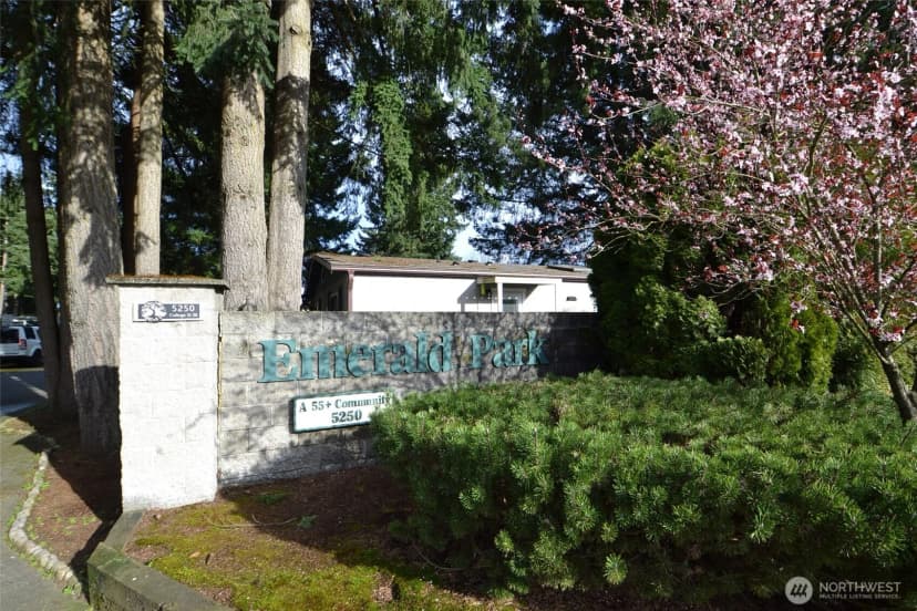 Property photo for 5250 College Street Se #19, Lacey photo 31