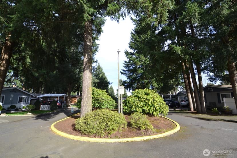 Property photo for 5250 College Street Se #19, Lacey photo 32