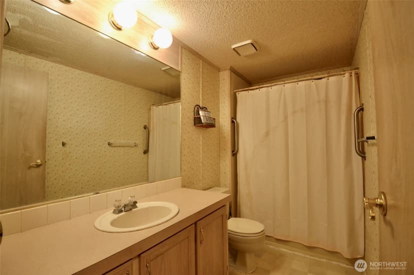 Property photo for 5250 College Street Se #19, Lacey photo 28
