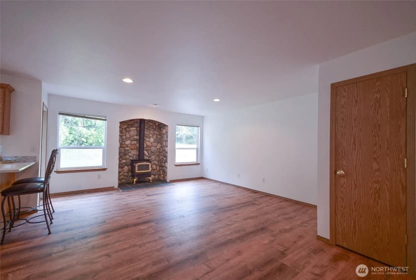 Property photo for 9715 381st Street E #a, Eatonville photo 14
