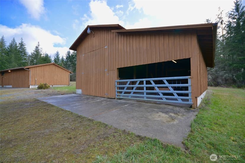 Property photo for 9715 381st Street E #a, Eatonville photo 34
