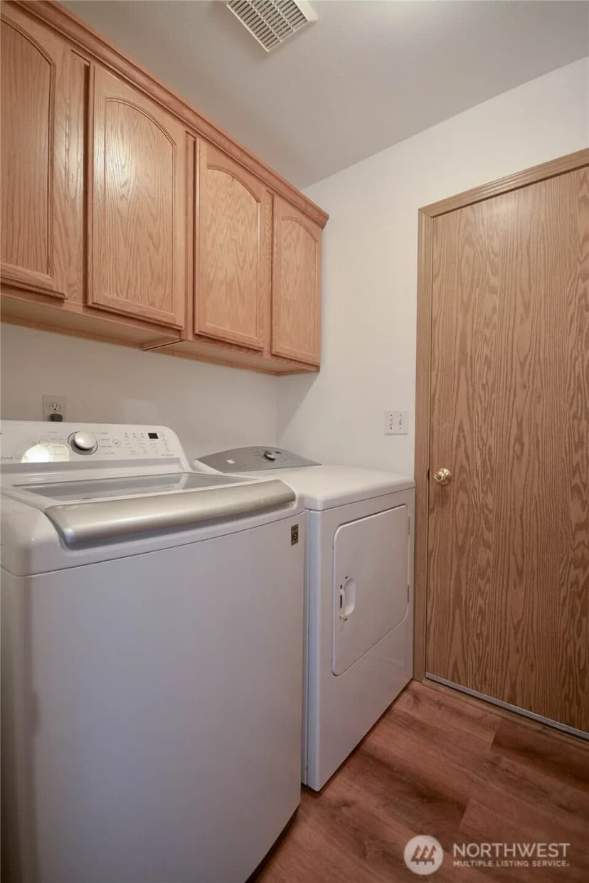 Property photo for 9715 381st Street E #a, Eatonville photo 27