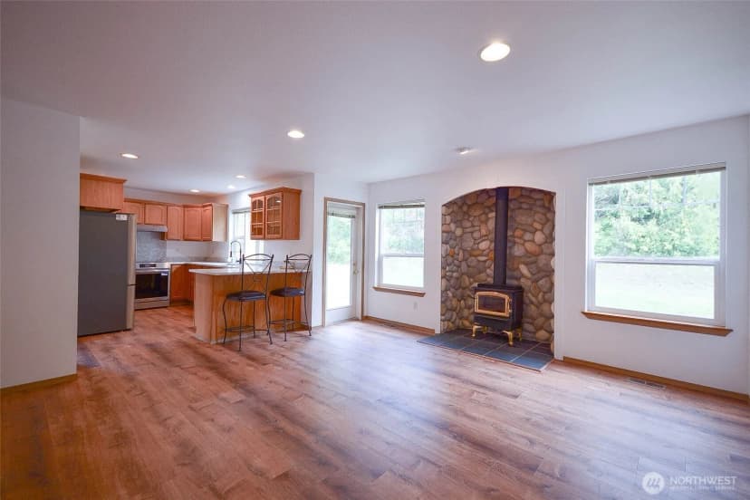 Property photo for 9715 381st Street E #a, Eatonville photo 13