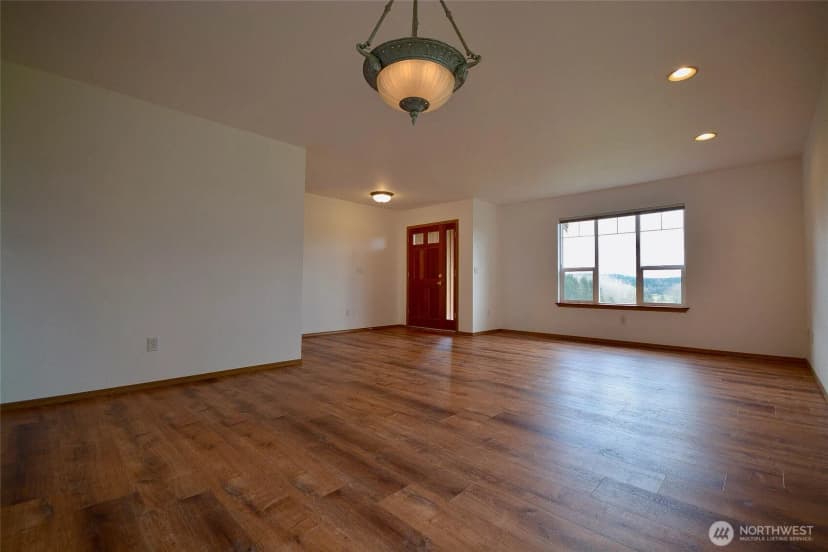 Property photo for 9715 381st Street E #a, Eatonville photo 7