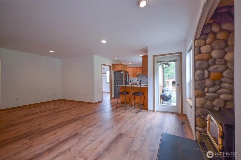 Property photo for 9715 381st Street E #a, Eatonville photo 16