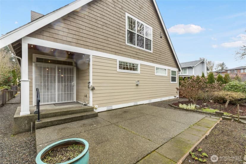 Property photo for 3322 Garden Court N, Renton photo 35