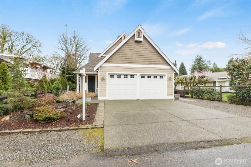 Property photo for 3322 Garden Court N, Renton photo 2